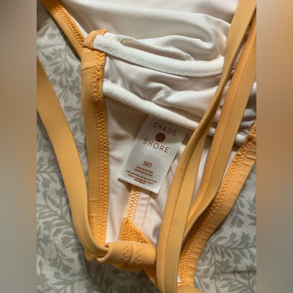 Shade and Shore Women’s Light Orange Underwire Tie Keyhole Bikini Top Size 38D - Picture 4 of 5